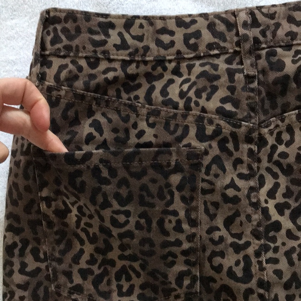 William Rast Leopard Print Mini Skirt - Picture 8 of 12